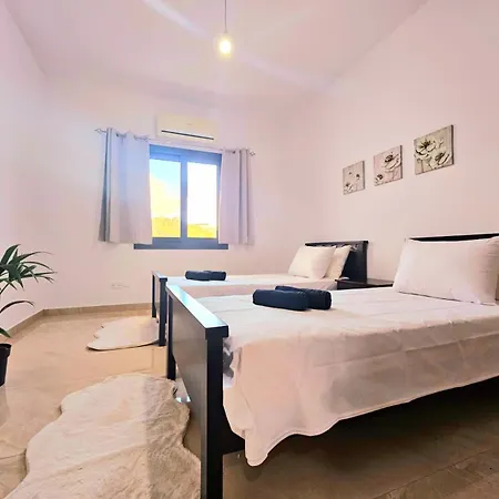 1-2Bd Beach Apartments Paphos Exterior photo